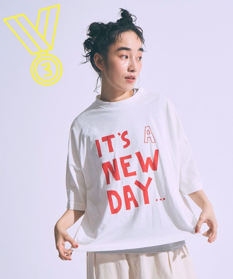 ラフィ天竺 プリントT IT'S A NEW DAY